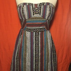 Hot and delicious, above the knee strapless dress!